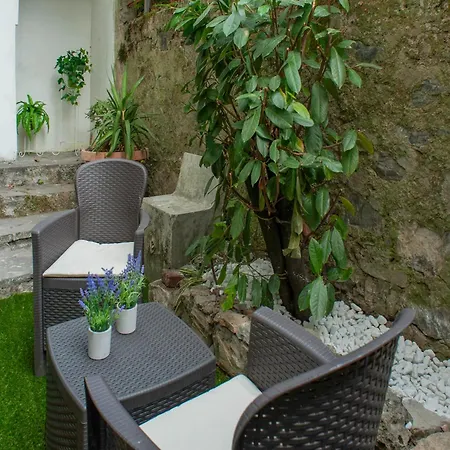 アパート Small Antique ラ・スペツィア