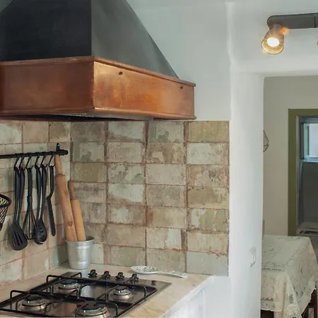 Apartment Small Antique La Spezia