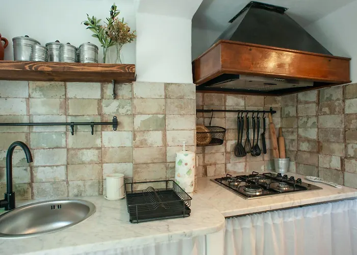 Apartman Small Antique *